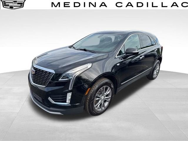 2023 Cadillac XT5 Premium Luxury in Stellar Black Metallic — front three-quarter view