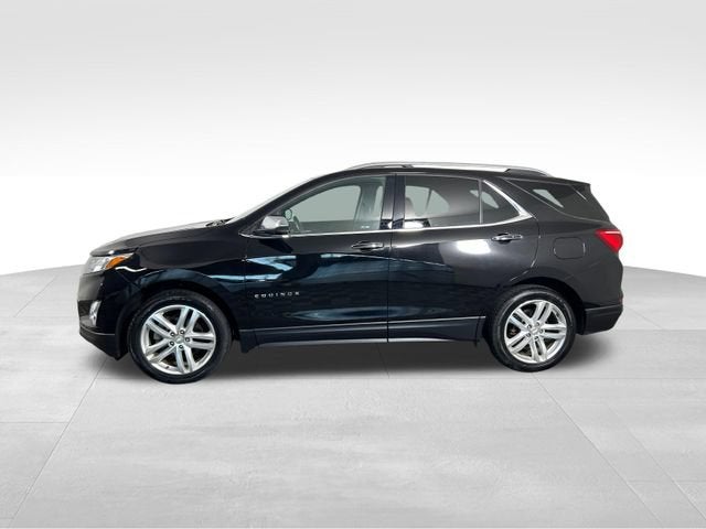 2019 Chevrolet Equinox — rear three-quarter view