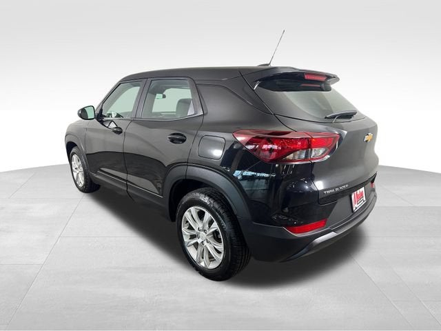 2023 Chevrolet Trailblazer — interior view