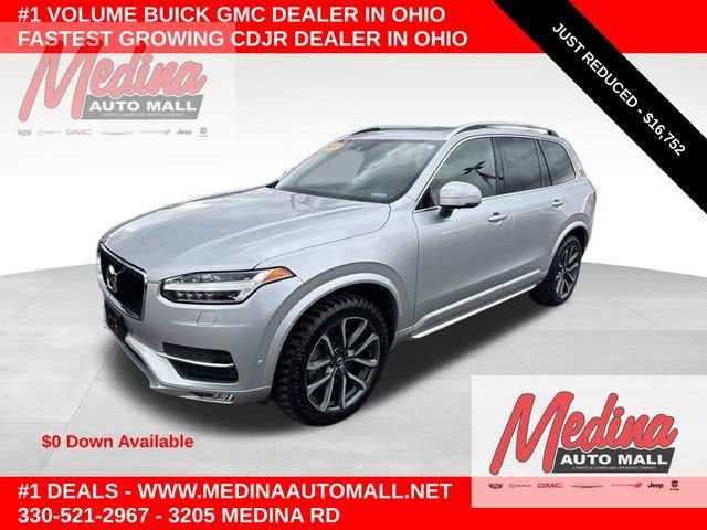 2017 Volvo XC90 Momentum in Other — front three-quarter view